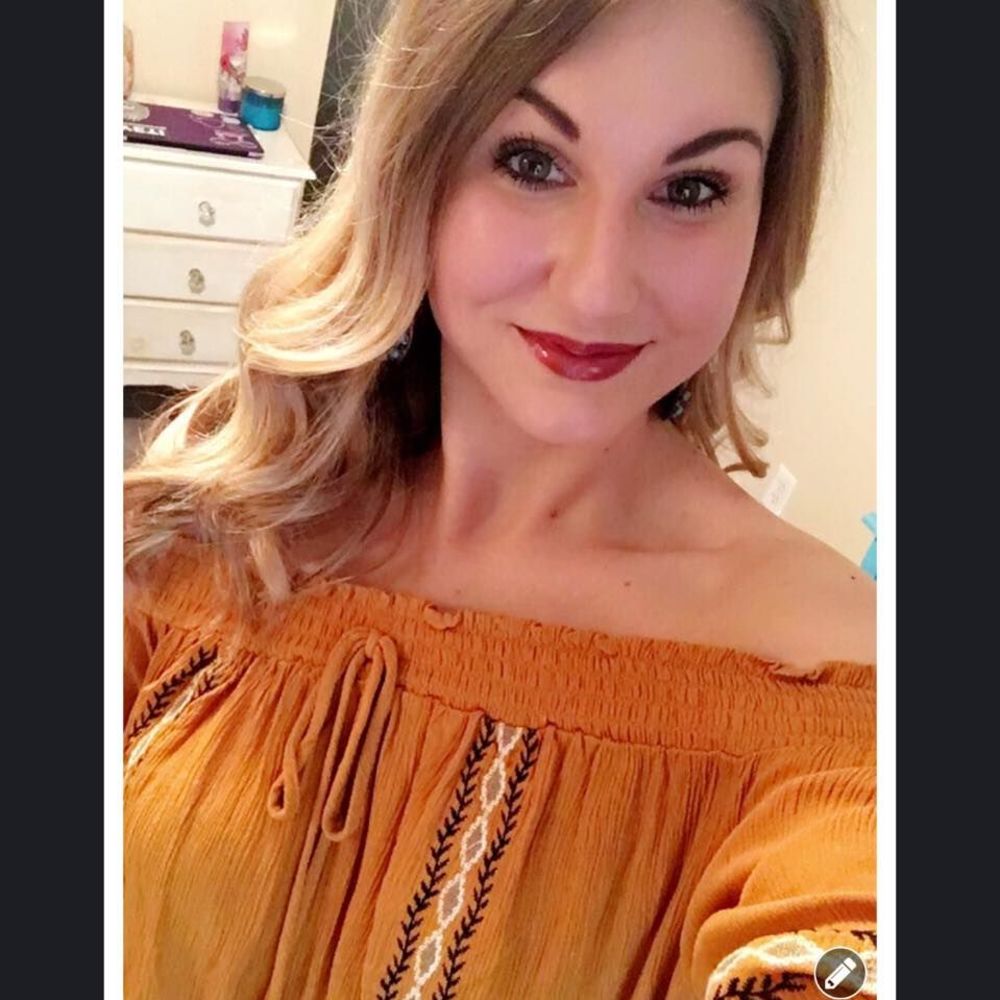 Meet your Posher, Brittany